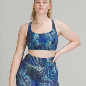 Lululemon Wunder Train Racerback Bra